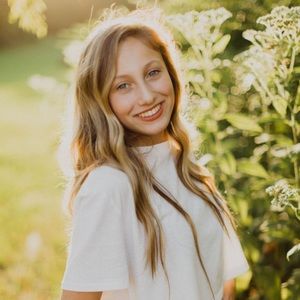 Meet your Posher, Carly